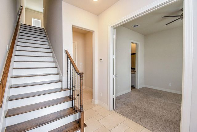 1027 Saint Charles Street, Houston, TX 77003