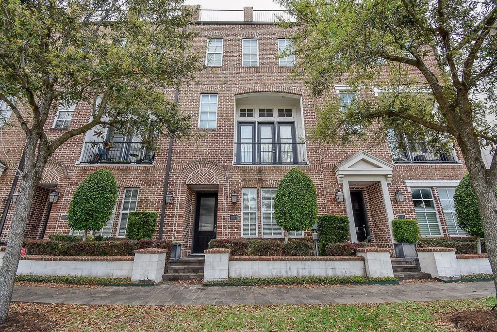 1027 Saint Charles Street, Houston, TX 77003