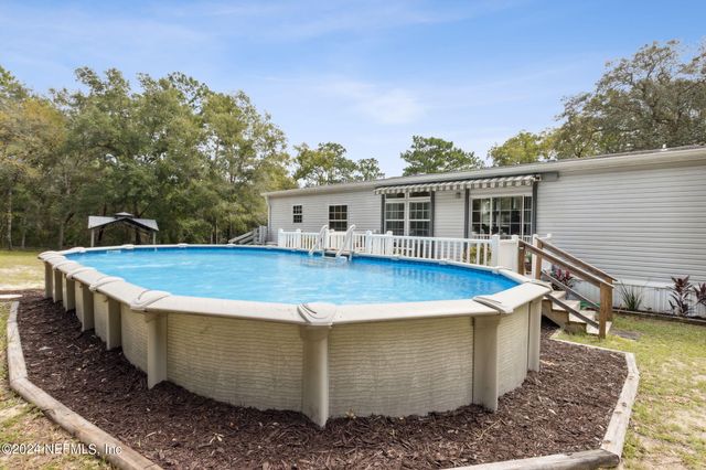 112 SILVER BEACH Boulevard, Pomona Park, FL 32181