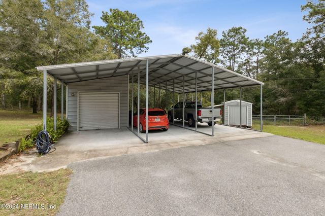 112 SILVER BEACH Boulevard, Pomona Park, FL 32181