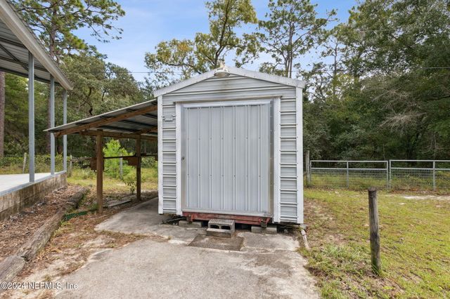112 SILVER BEACH Boulevard, Pomona Park, FL 32181