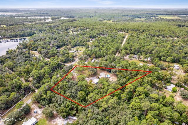 112 SILVER BEACH Boulevard, Pomona Park, FL 32181