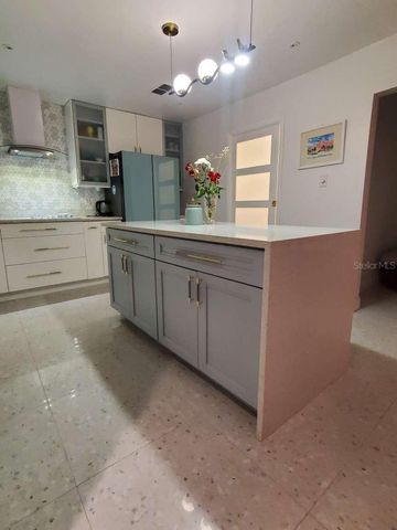 5017 E 127TH AVENUE, Temple Terrace, FL 33617