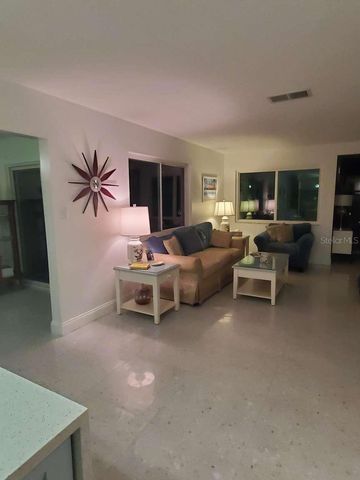 5017 E 127TH AVENUE, Temple Terrace, FL 33617