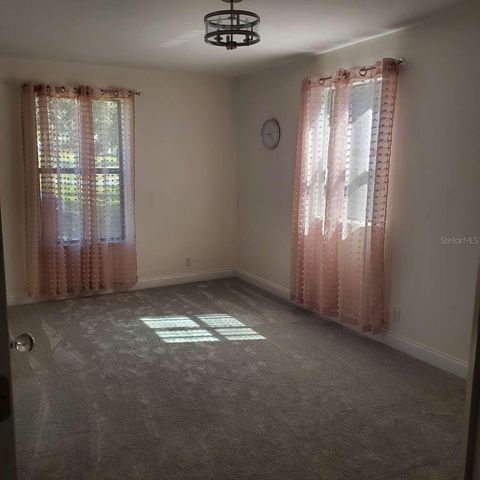 5017 E 127TH AVENUE, Temple Terrace, FL 33617