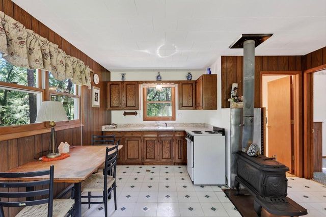 732 W 15th Drive, Nekoosa, WI 54457
