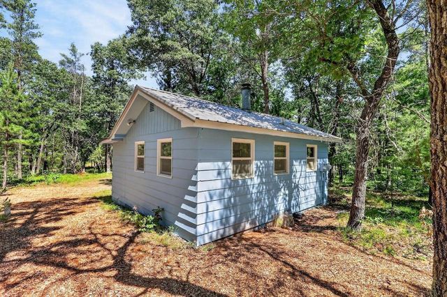 732 W 15th Drive, Nekoosa, WI 54457