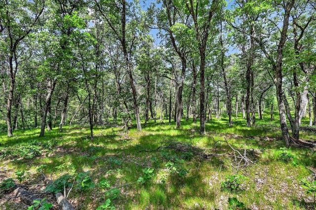 732 W 15th Drive, Nekoosa, WI 54457