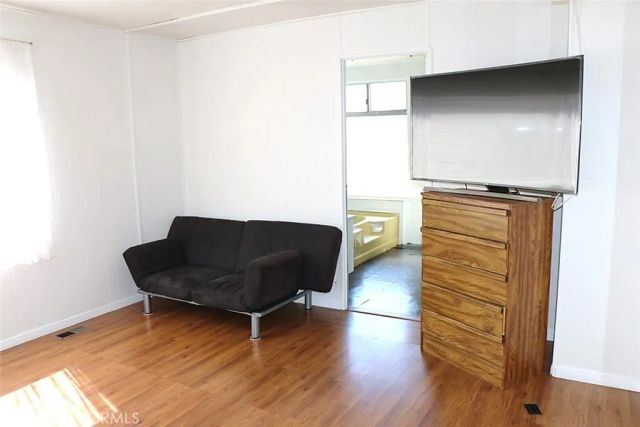 3595 Santa Fe 19, Long Beach, CA 90810