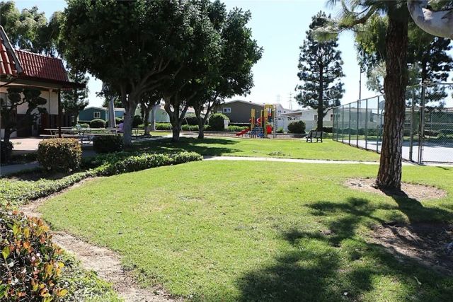 3595 Santa Fe 19, Long Beach, CA 90810