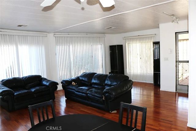 3595 Santa Fe 19, Long Beach, CA 90810