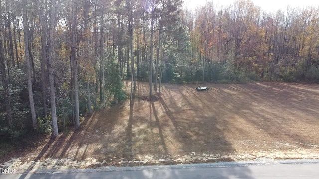 320 Lakewood Road, Four Oaks, NC 27524