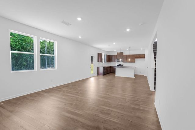 4039 Alderstone Drive, Flowery Branch, GA 30542