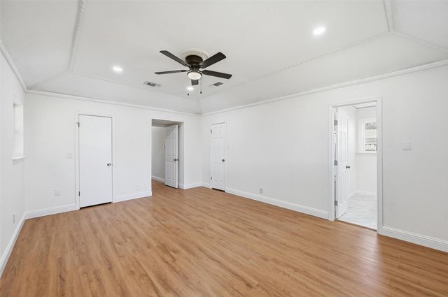 3301 Peachtree Lane, Pantego, TX 76013
