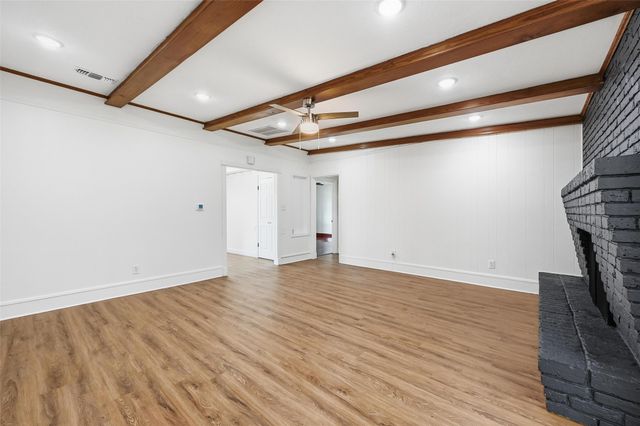3301 Peachtree Lane, Pantego, TX 76013