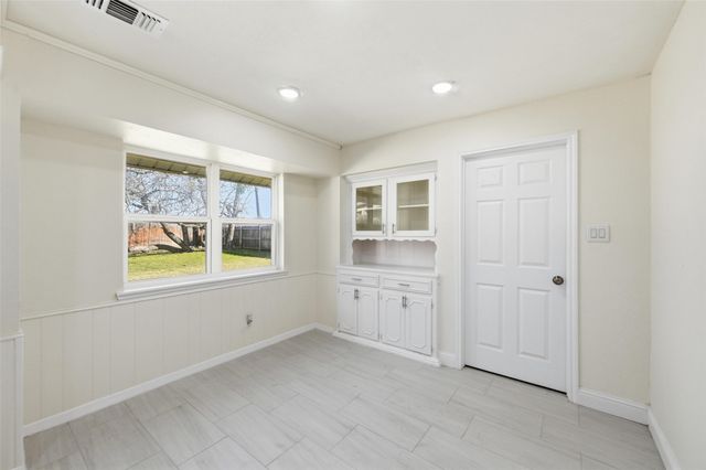3301 Peachtree Lane, Pantego, TX 76013