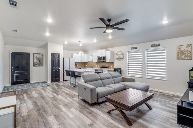 3223 Tuskegee Street, Dallas, TX 75215