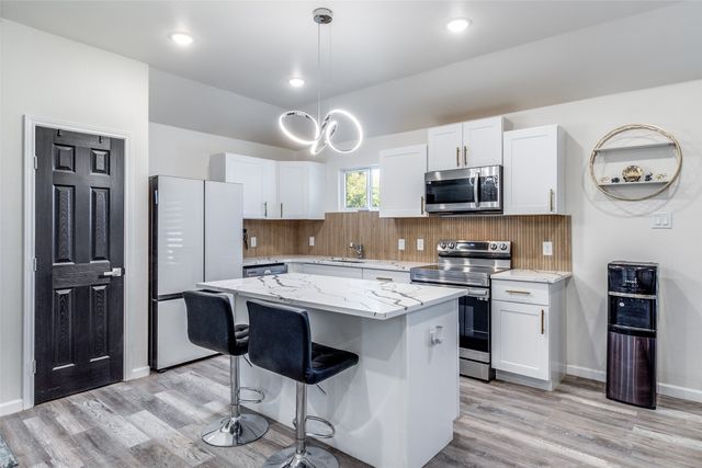 3223 Tuskegee Street, Dallas, TX 75215