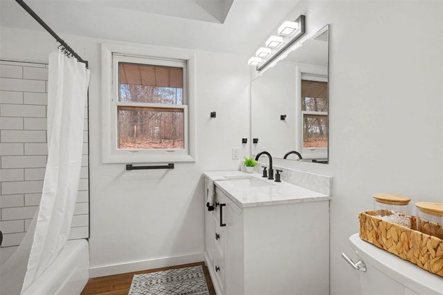 8324 Je Ne Be Drive, Rockford, MI 49341