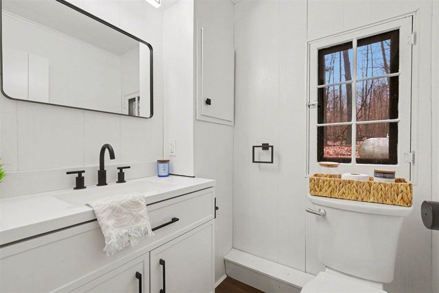 8324 Je Ne Be Drive, Rockford, MI 49341