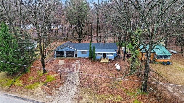 8324 Je Ne Be Drive, Rockford, MI 49341