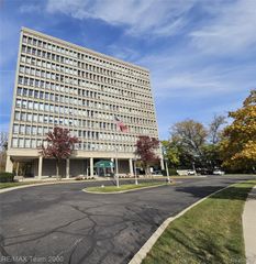 22700 Garrison Street 709, Dearborn, MI 48124