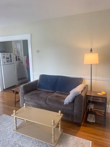 727 REAR Main St 1, Woburn, MA 01801