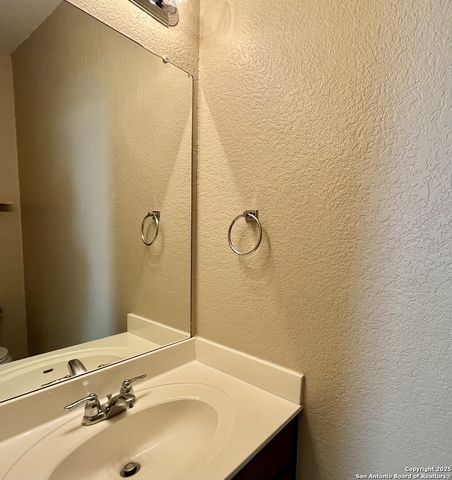 6811 Karnes Leaf, San Antonio, TX 78253