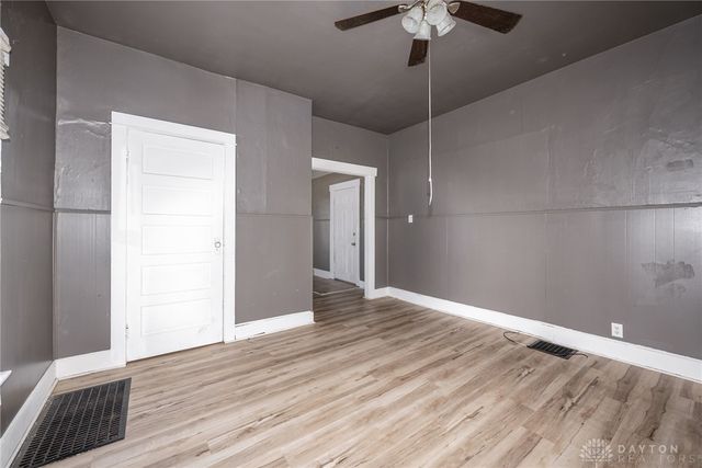 39 Pioneer Street, Dayton, OH 45405