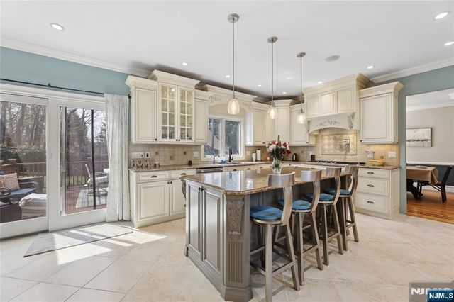 50 Hemlock Drive, Paramus, NJ 07652