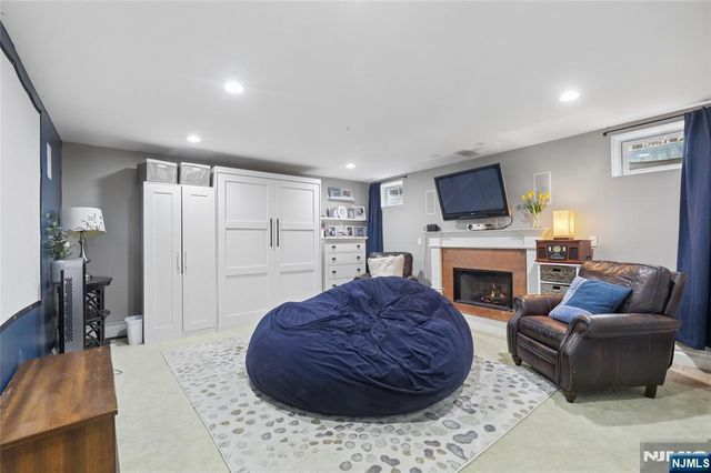 50 Hemlock Drive, Paramus, NJ 07652