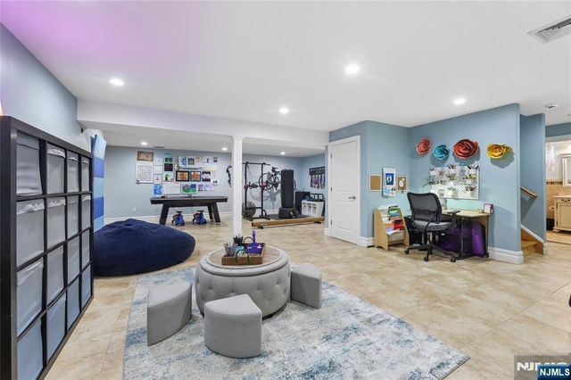 50 Hemlock Drive, Paramus, NJ 07652