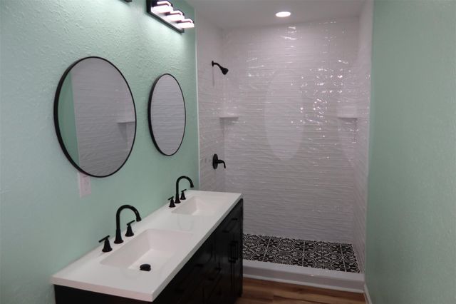 5122 Avenue L, Santa Fe, TX 77510