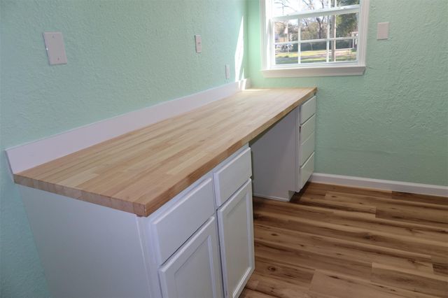 5122 Avenue L, Santa Fe, TX 77510