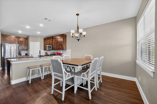39 S Highland Drive, Sanger, TX 76266