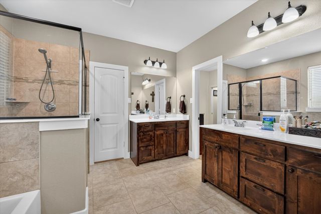 39 S Highland Drive, Sanger, TX 76266