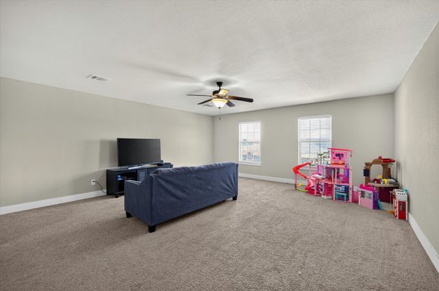 39 S Highland Drive, Sanger, TX 76266