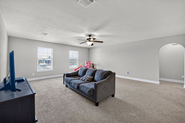 39 S Highland Drive, Sanger, TX 76266