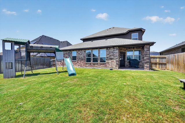 39 S Highland Drive, Sanger, TX 76266