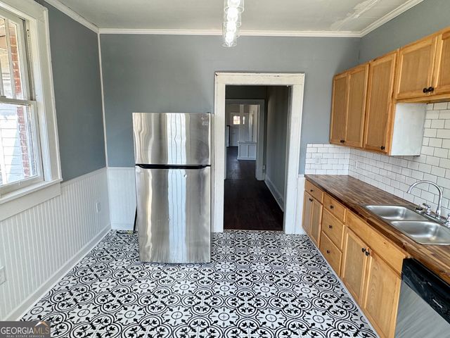 2694 Cherokee Avenue, Macon, GA 31204