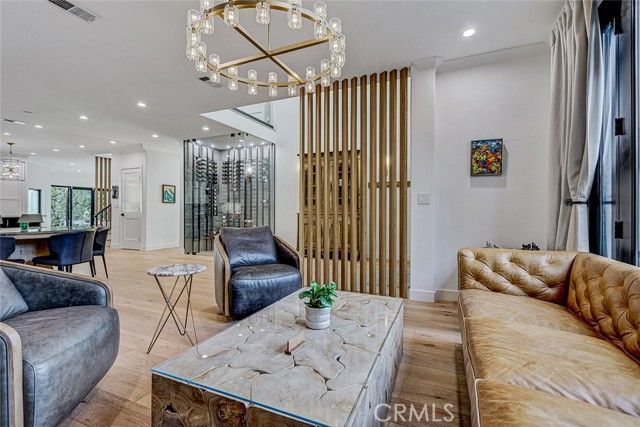 1852 6th, Manhattan Beach, CA 90266