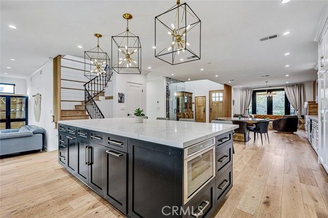 1852 6th, Manhattan Beach, CA 90266