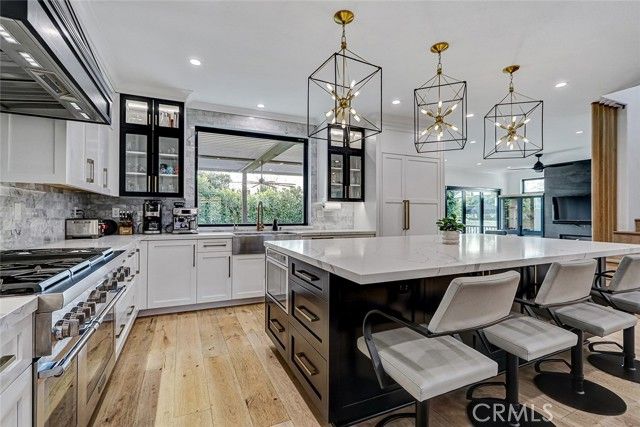 1852 6th, Manhattan Beach, CA 90266