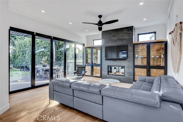 1852 6th, Manhattan Beach, CA 90266