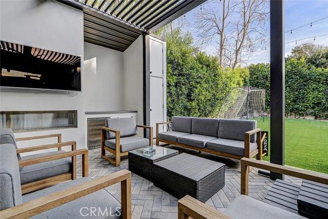 1852 6th, Manhattan Beach, CA 90266