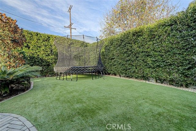 1852 6th, Manhattan Beach, CA 90266