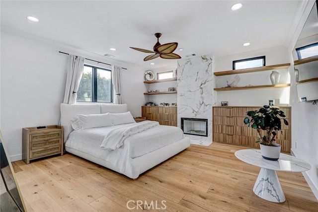 1852 6th, Manhattan Beach, CA 90266