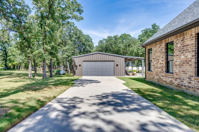 3131 Trailwood Drive E, Burleson, TX 76028