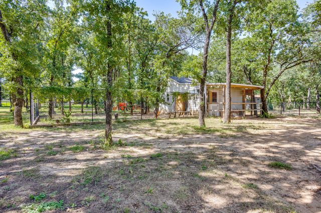 3131 Trailwood Drive E, Burleson, TX 76028