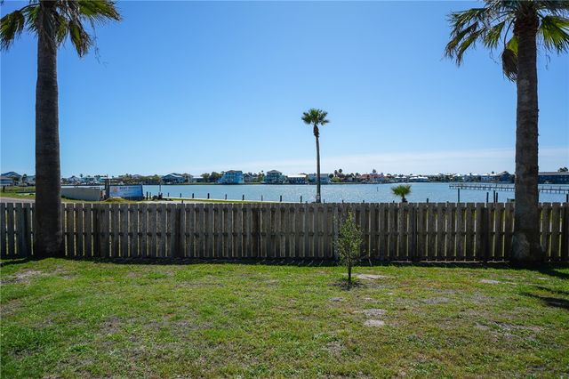 2701 Bayhouse 2701, Rockport, TX 78382